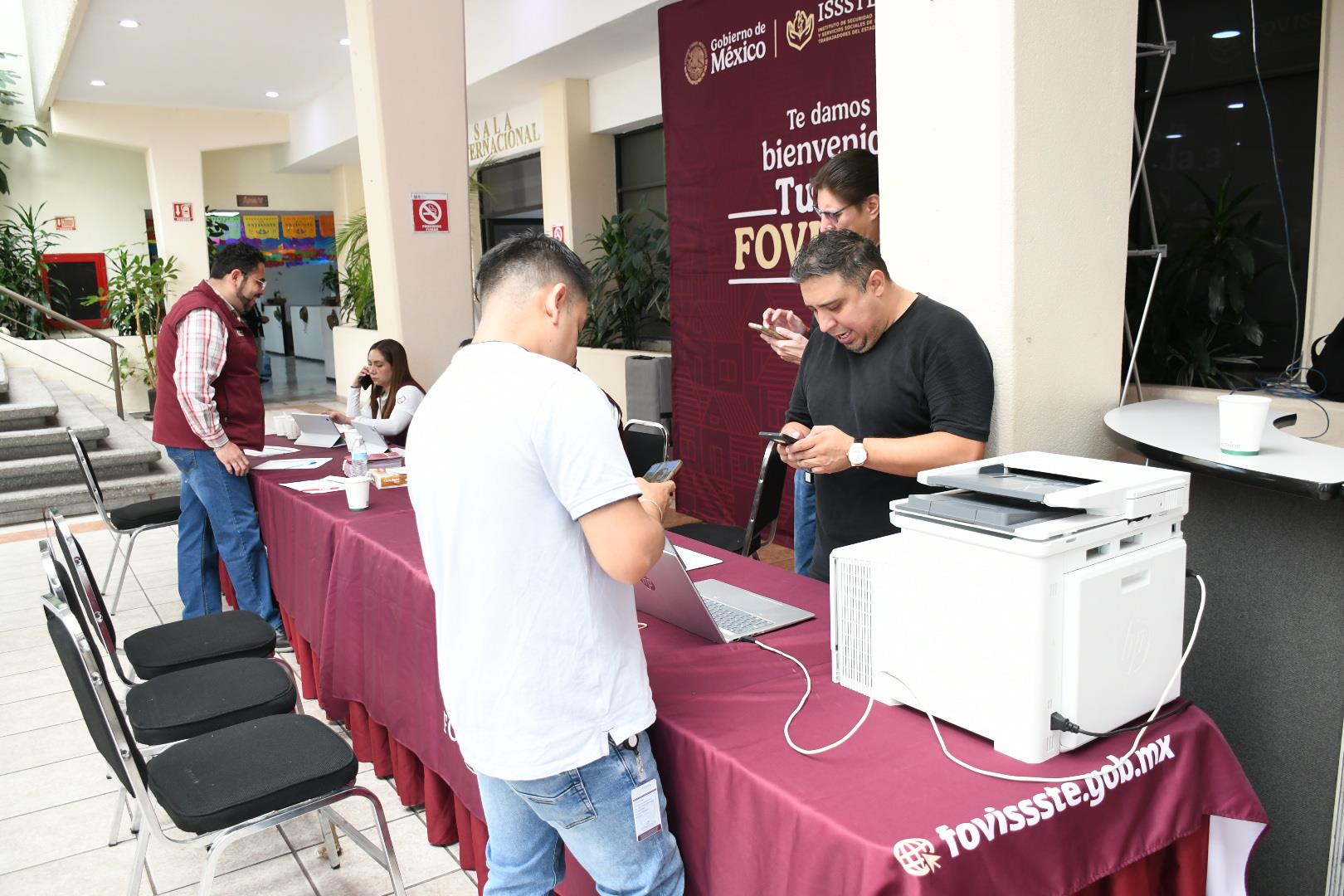 Plática informativa del FOVISSSTE "Reestructura UMA a PESOS"